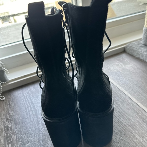 Like new Free People Black Lace Up Boots with Chunky Design Leather Upper - Picture 5 of 13